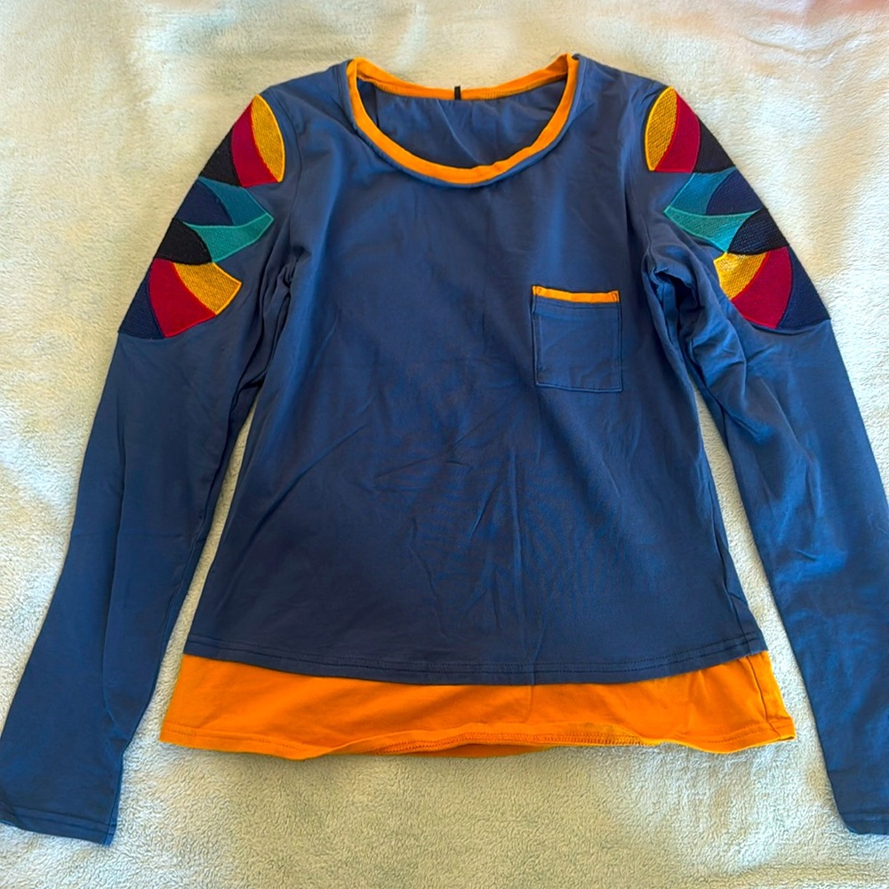 long sleeve, never wear. Cotton